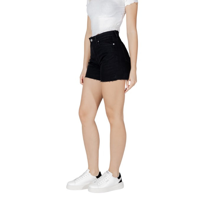 Calvin Klein Jeans Shorts Donna - Mayestore